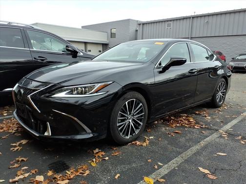 2023 Lexus ES 350 Base