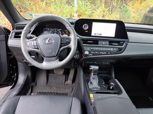 2023 Lexus ES 350 Base