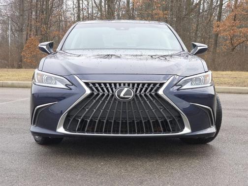 2023 Lexus ES 350 Premium