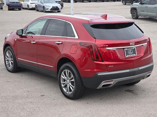 2021 Cadillac XT5 Premium Luxury