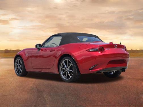 Soul Red Metallic 2016 Mazda MX-5 Miata Grand Touring