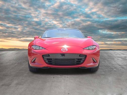 Soul Red Metallic 2016 Mazda MX-5 Miata Grand Touring