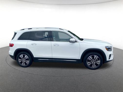 2025 Mercedes-Benz GLB 250 4MATIC