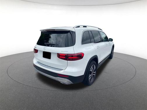 2025 Mercedes-Benz GLB 250 4MATIC