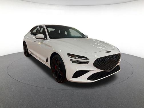 Alta White 2026 Genesis G70 3.3T Sport Prestige