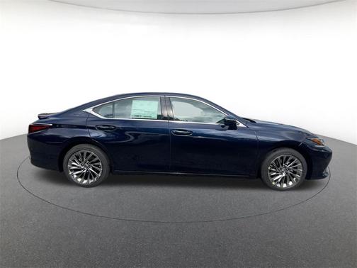 2025 Lexus ES 300h Luxury