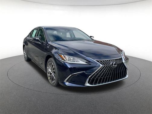 2025 Lexus ES 300h Luxury