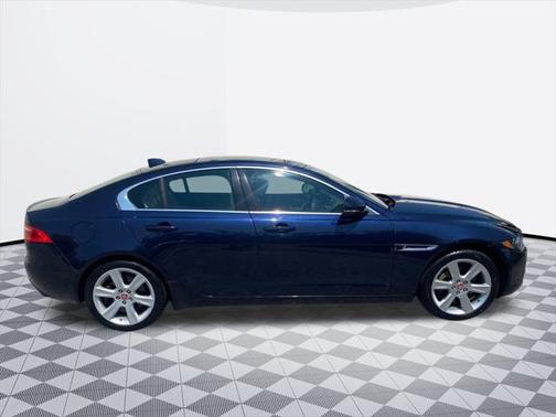 2017 Jaguar XE 20d Prestige