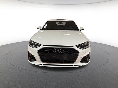 2022 Audi A4 45 S line Prestige