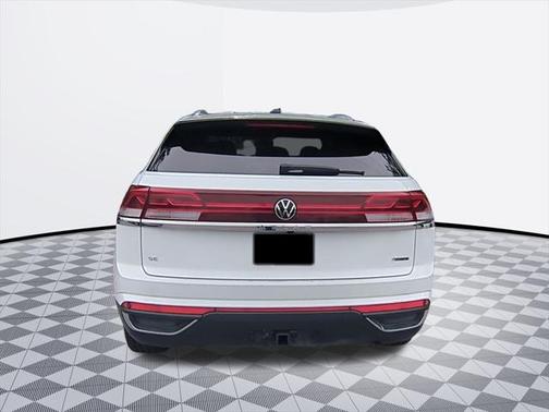 2024 Volkswagen Atlas Cross Sport 2.0T SE w/Technology 4MOTION