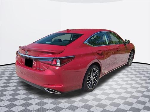 2022 Lexus ES 350 Base