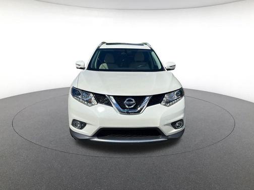 Pearl White 2016 Nissan Rogue SL
