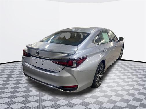 2025 Lexus ES 300h Base