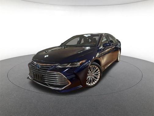 2022 Toyota Avalon Hybrid Limited