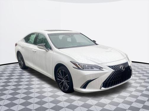 2025 Lexus ES 300h Base