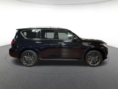 2023 INFINITI QX80 Premium Select