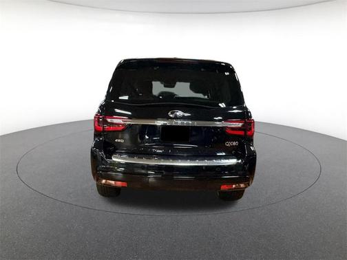 2023 INFINITI QX80 Premium Select