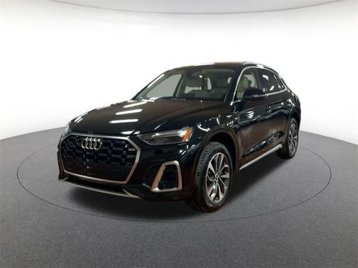 2022 Audi Q5 45 S line Premium