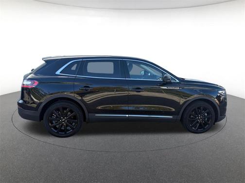 2021 Lincoln Nautilus Reserve