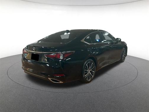 2024 Lexus ES 350 Base