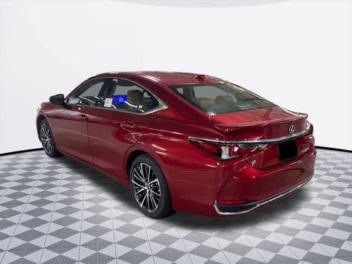 2025 Lexus ES 300h Base