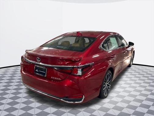 2025 Lexus ES 300h Base