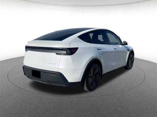 2026 Tesla Model Y Long Range
