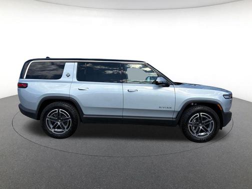 2026 Rivian R1S Dual Motor Standard Pack
