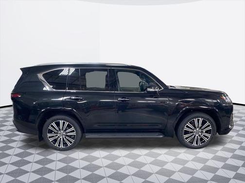2025 Lexus LX 600 Luxury
