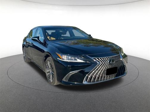 2022 Lexus ES 250 Base