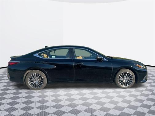 2022 Lexus ES 250 Base