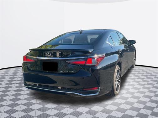 2022 Lexus ES 250 Base
