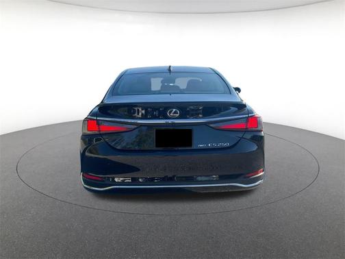 2022 Lexus ES 250 Base
