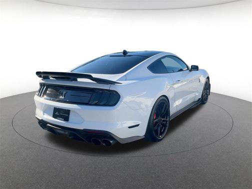 2020 Ford Shelby GT500 Base