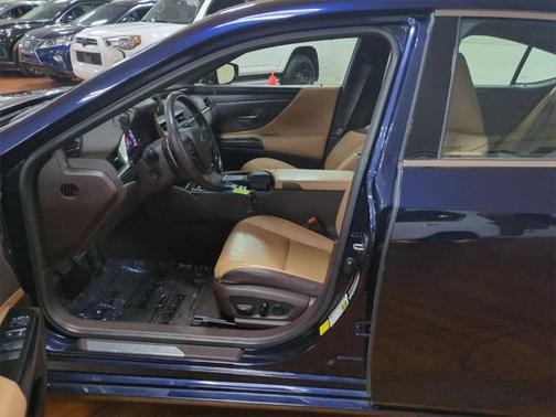 2020 Lexus ES 350 Base
