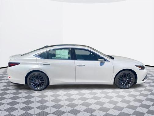 2025 Lexus ES 350 Ultra Luxury