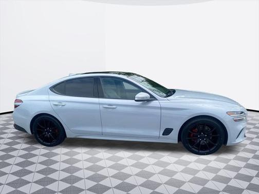2022 Genesis G70 2.0T