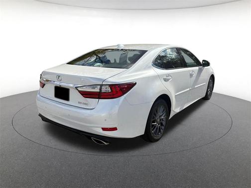 2018 Lexus ES 350 Base