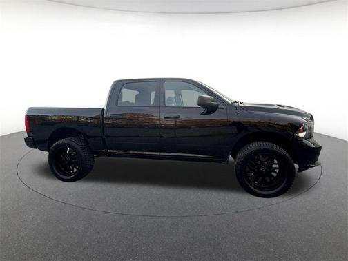 2022 RAM 1500 Classic Express