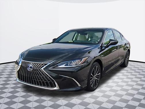 2022 Lexus ES 300h Base
