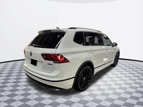 2021 Volkswagen Tiguan 2.0T SE R-Line Black 4MOTION