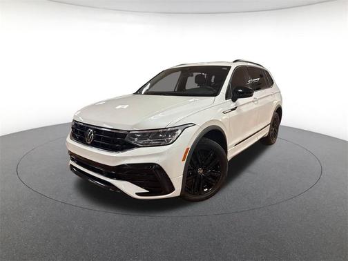 2022 Volkswagen Tiguan 2.0T SE R-Line Black 4MOTION