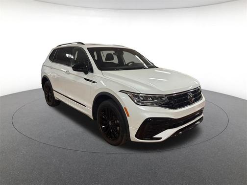 2022 Volkswagen Tiguan 2.0T SE R-Line Black 4MOTION