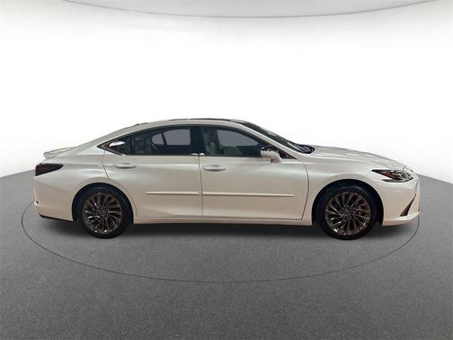 2024 Lexus ES 350 Ultra Luxury