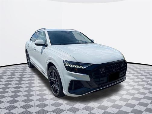 2023 Audi Q8 55 Premium Plus