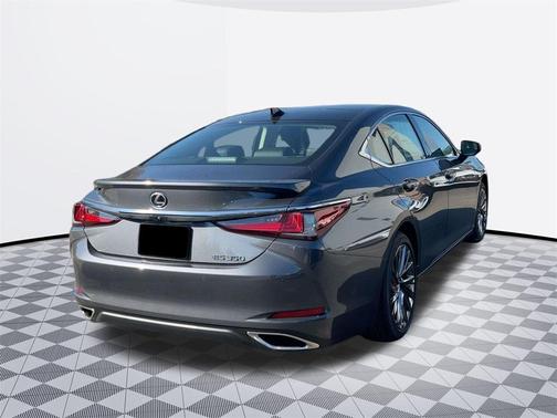 2025 Lexus ES 350 Ultra Luxury