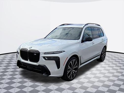 2024 BMW X7 M60i