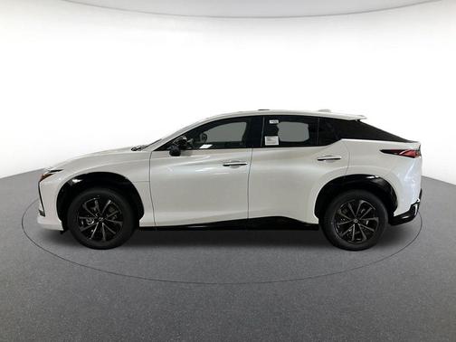090 2026 Lexus RZ 450e 450e Premium