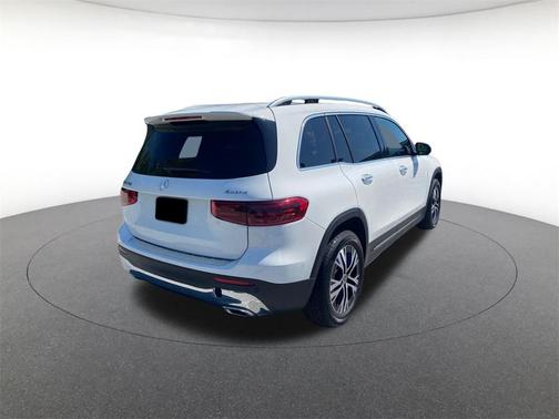 2025 Mercedes-Benz GLB 250 4MATIC