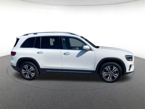 2025 Mercedes-Benz GLB 250 4MATIC